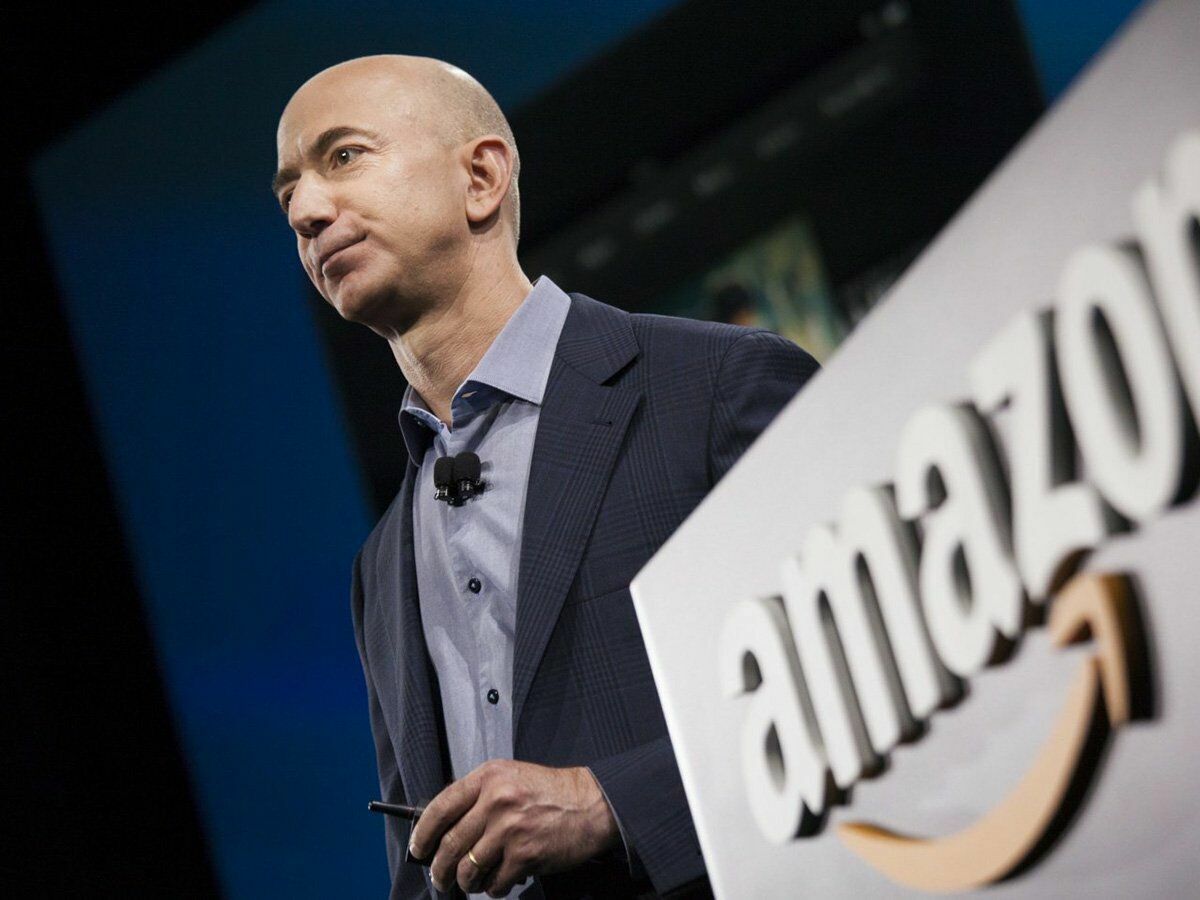 Джефф Безос ушел с поста гендиректора Amazon в день 27-летия компании