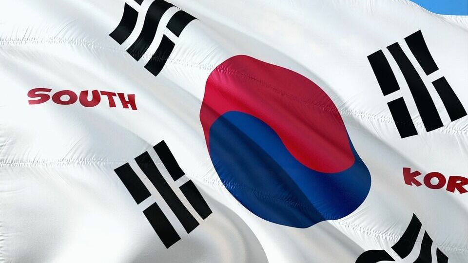 Сеул расширил ограничения на экспорт товаров в Россию