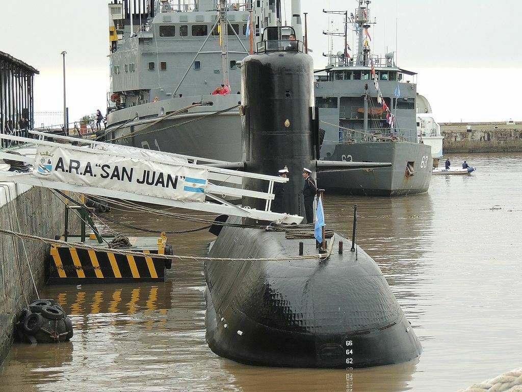 ВМС Аргентины нашли на 800-метровой глубине пропавшую подлодку "Сан Хуан"