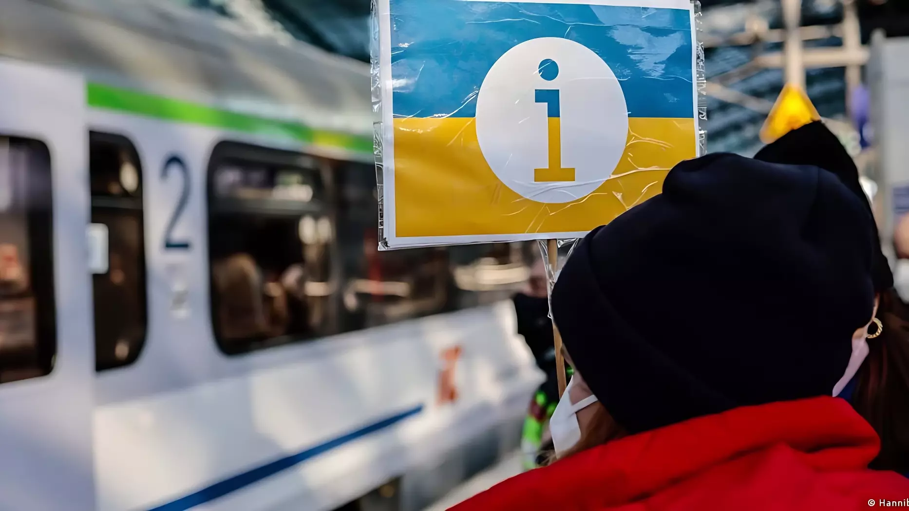 Украинские беженцы прибывают в Германию