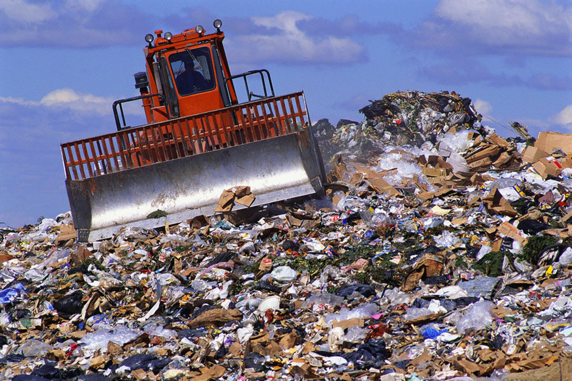 Твердые отходы экология. Бытовые и промышленные отходы. Полигон ТБО. Утилизация бытовых отходов. Свалки бытовых и промышленных отходов.