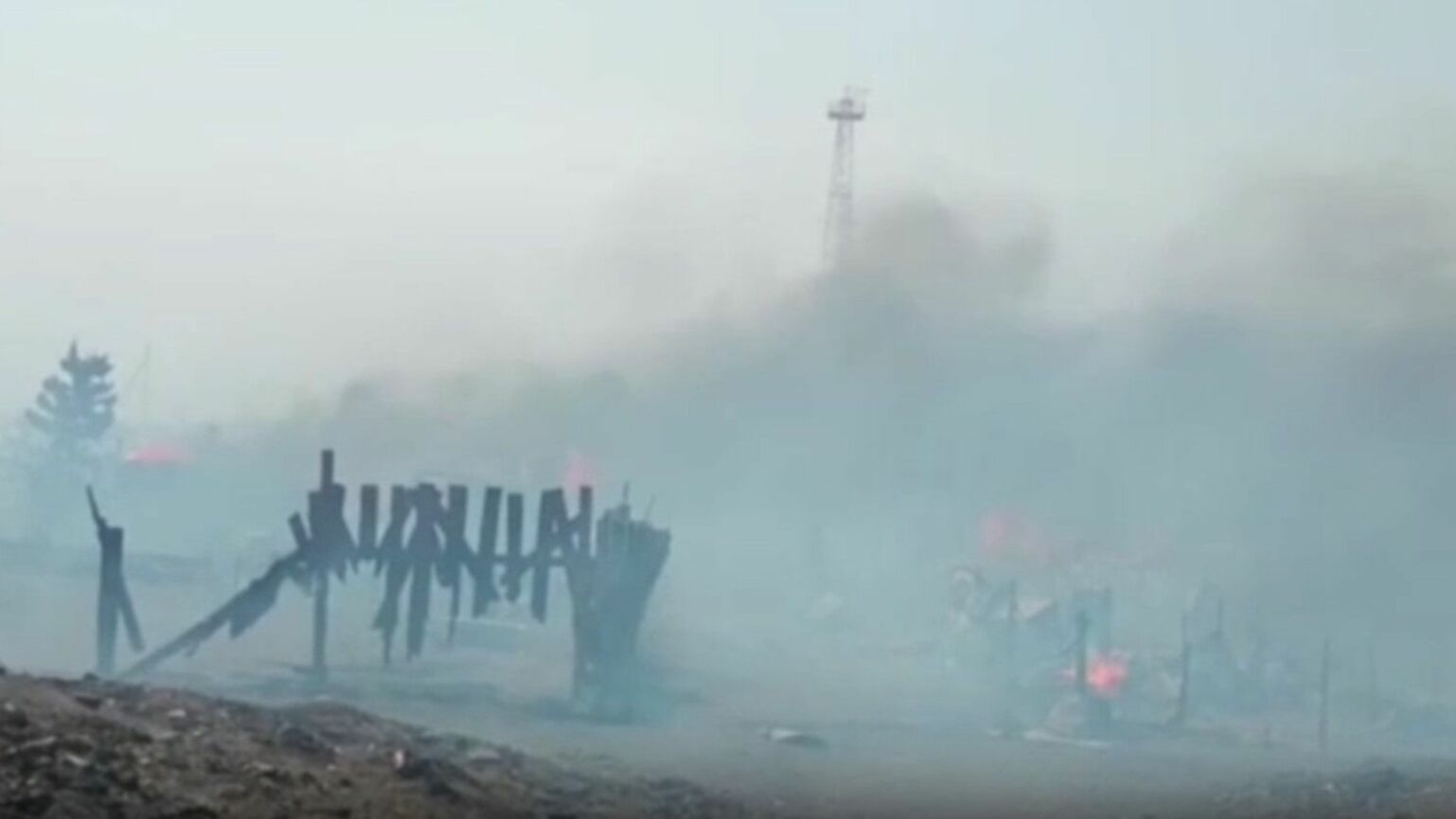 В забайкальском городе Борзя загорелись десять домов и котельная (ВИДЕО)