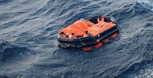В Азовском море спасли экипаж затонувшего буксира