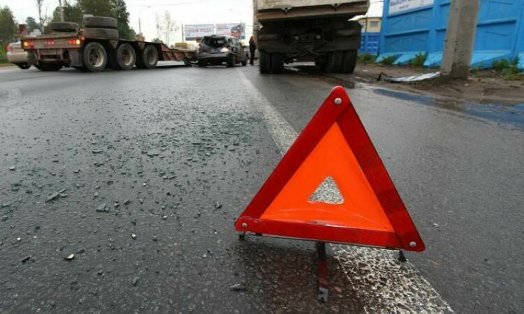 В Башкирии грузовик насмерть сбил четырехлетнего мальчика, водитель скрылся