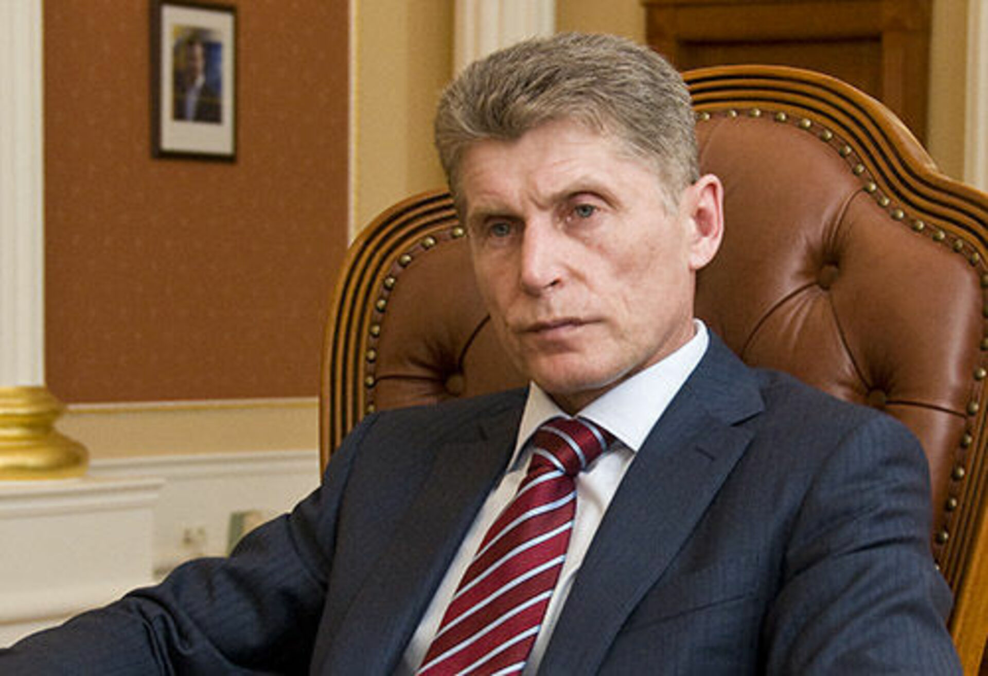 Сайт губернатора приморского. Губернатор Сахалинской области Кожемяко.