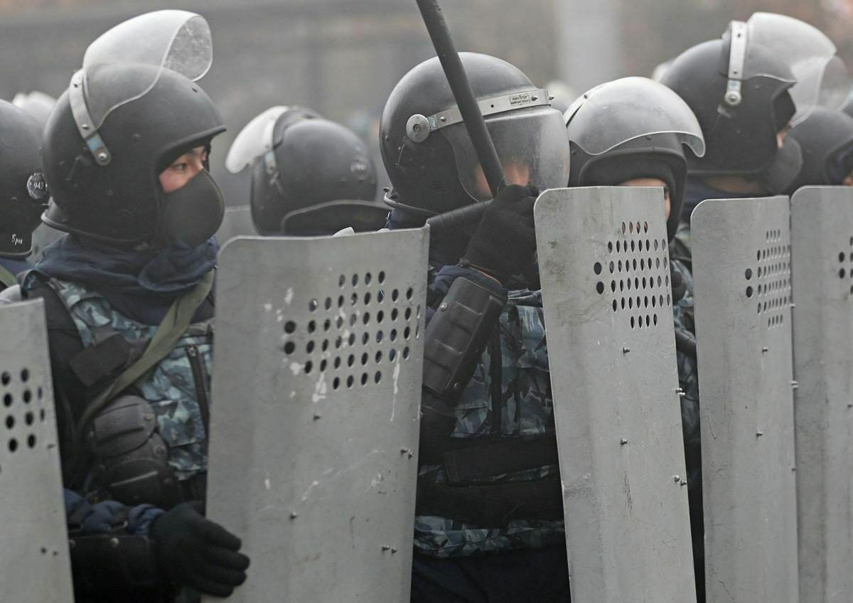 Эксперт Алексей Малашенко: «Допустим, в Казахстане побеждает толпа. Что дальше?»