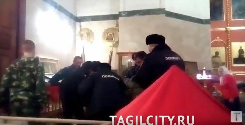 Пасхальная служба в храме Н.Тагила подвигла полицию на задержание (Видео)