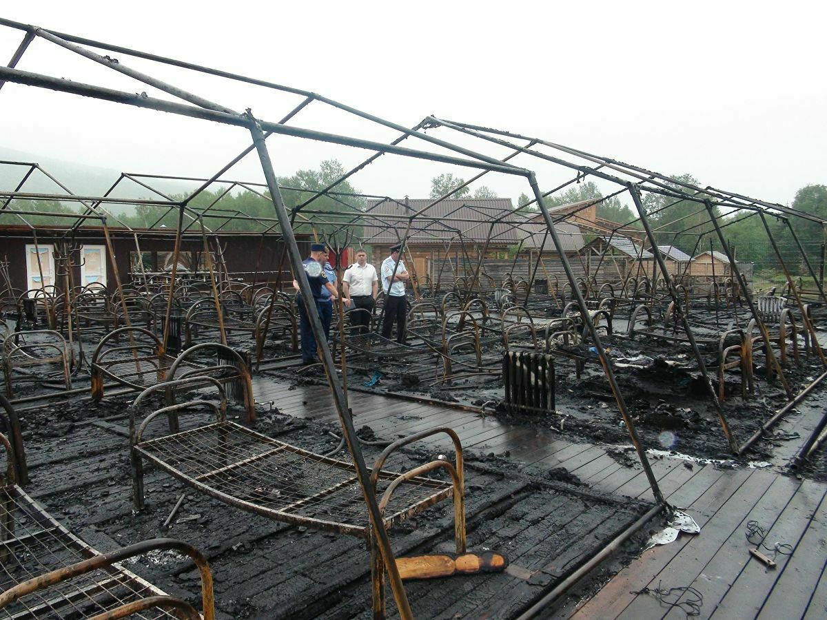 Против сотрудника МЧС после пожара в Хабаровском крае возбудили дело