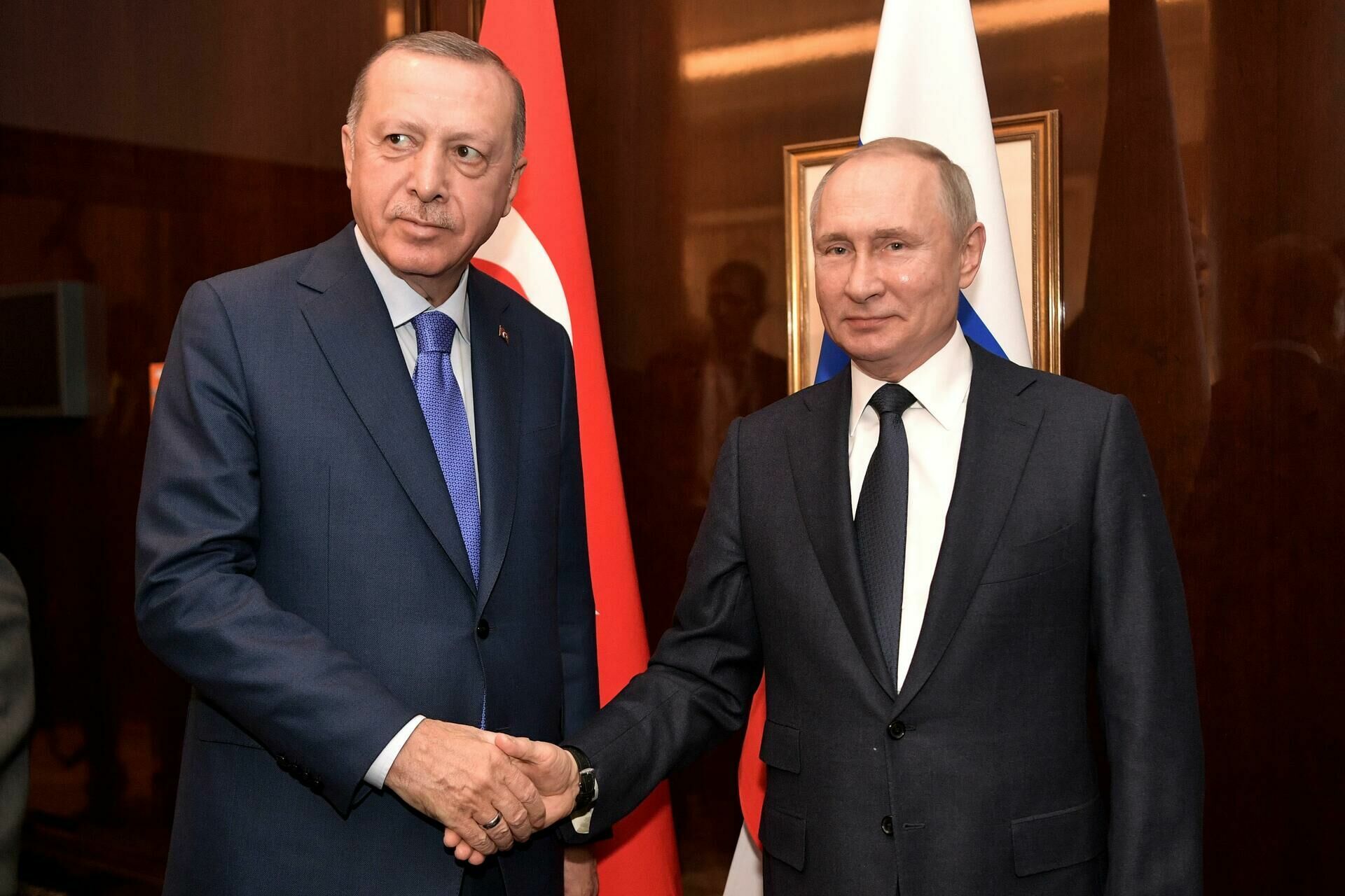 Эрдоган собрался переговорить с Путиным о референдумах и ядерном оружии