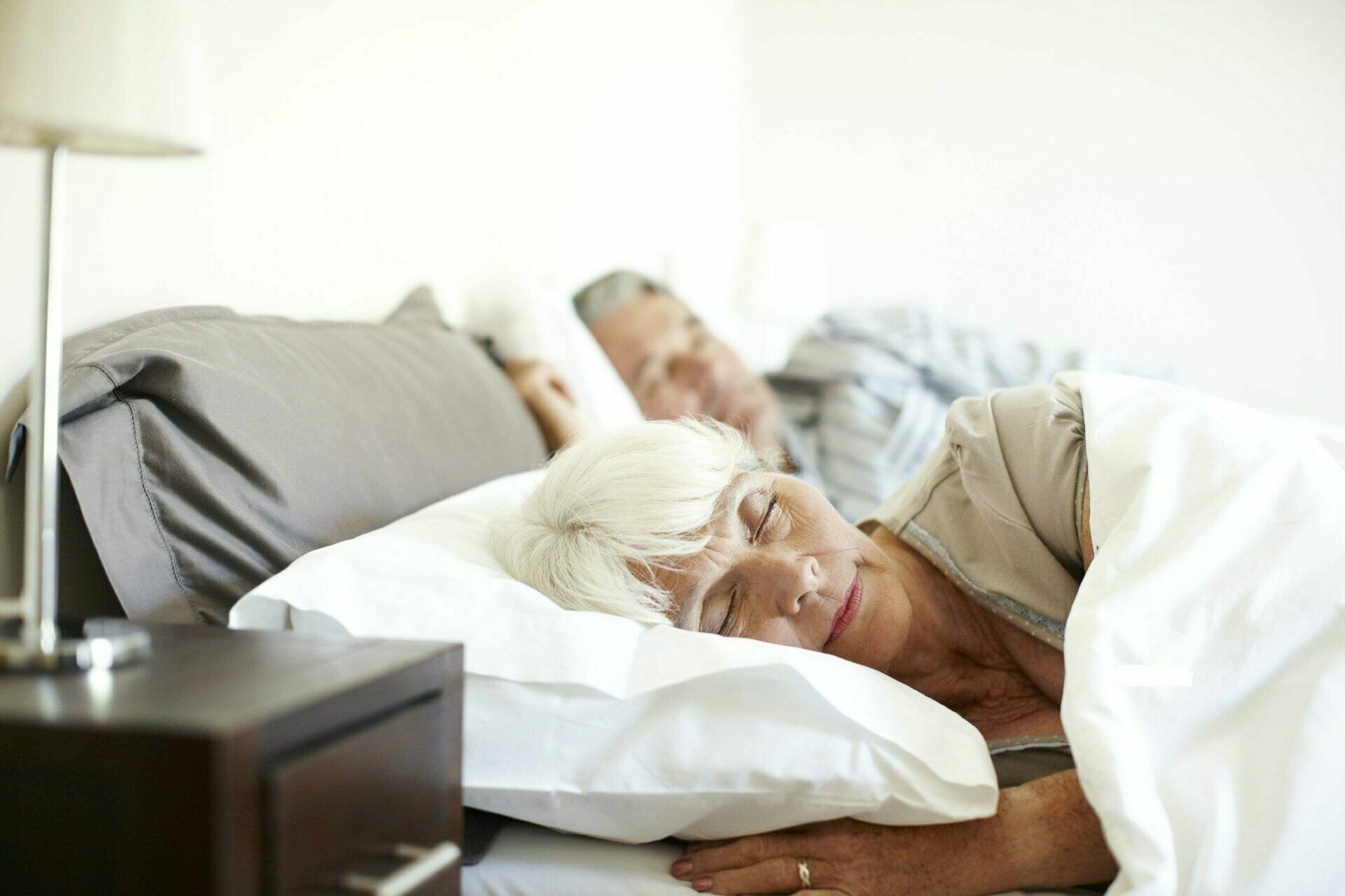 Дневной сон связан с болезнью Альцгеймера, показало исследование