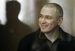 Ходорковский и Лебедев останутся в СИЗО еще на три месяца (БЛОГИ)