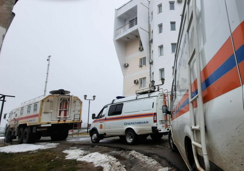 МЧС готовится эвакуировать людей близ Керченского пролива после утечки ядовитого газа
