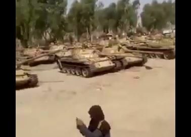 «Талибан»* захватил гигантский склад бронетехники: танков, БМП и БТР