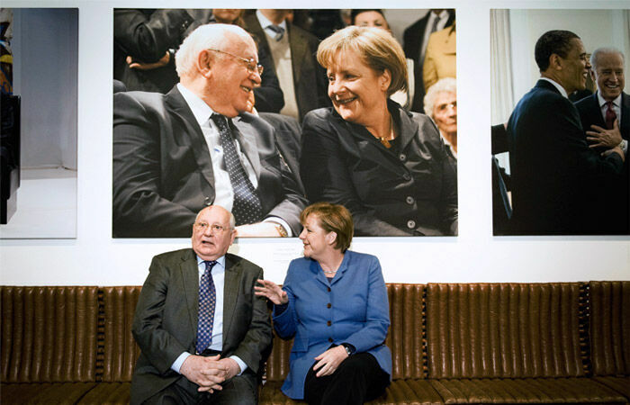 Меркель: Горбачев в одиночку изменил мир к лучшему
