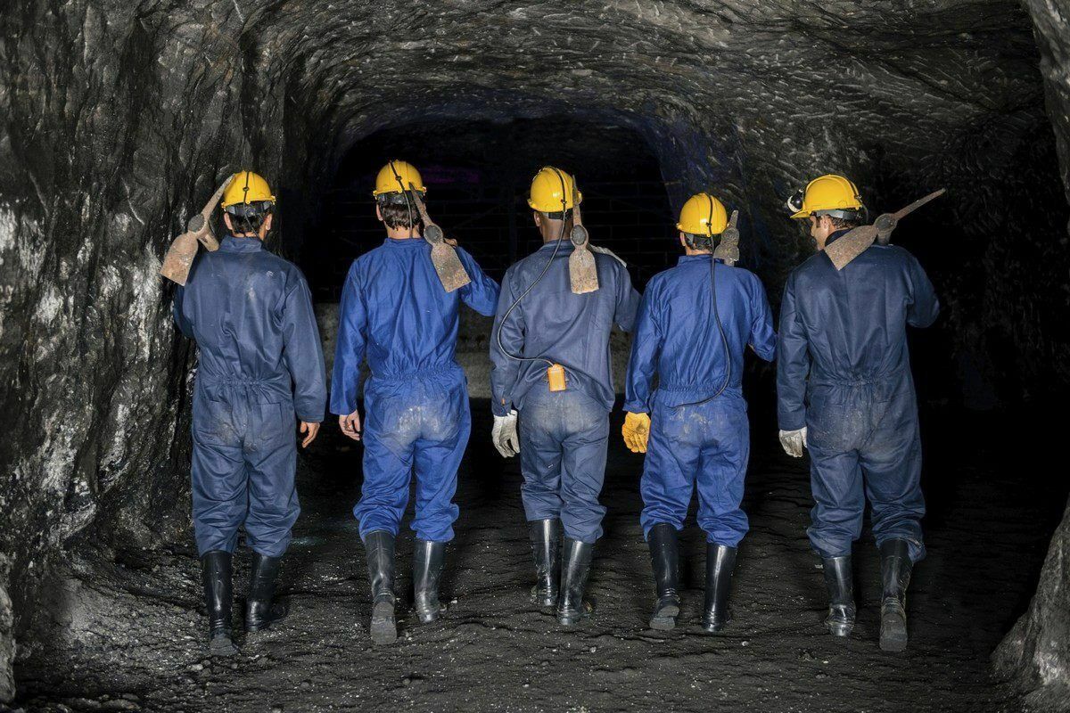 Санкции плюс налоги: доходы угольной промышленности России рассыпаются в пыль