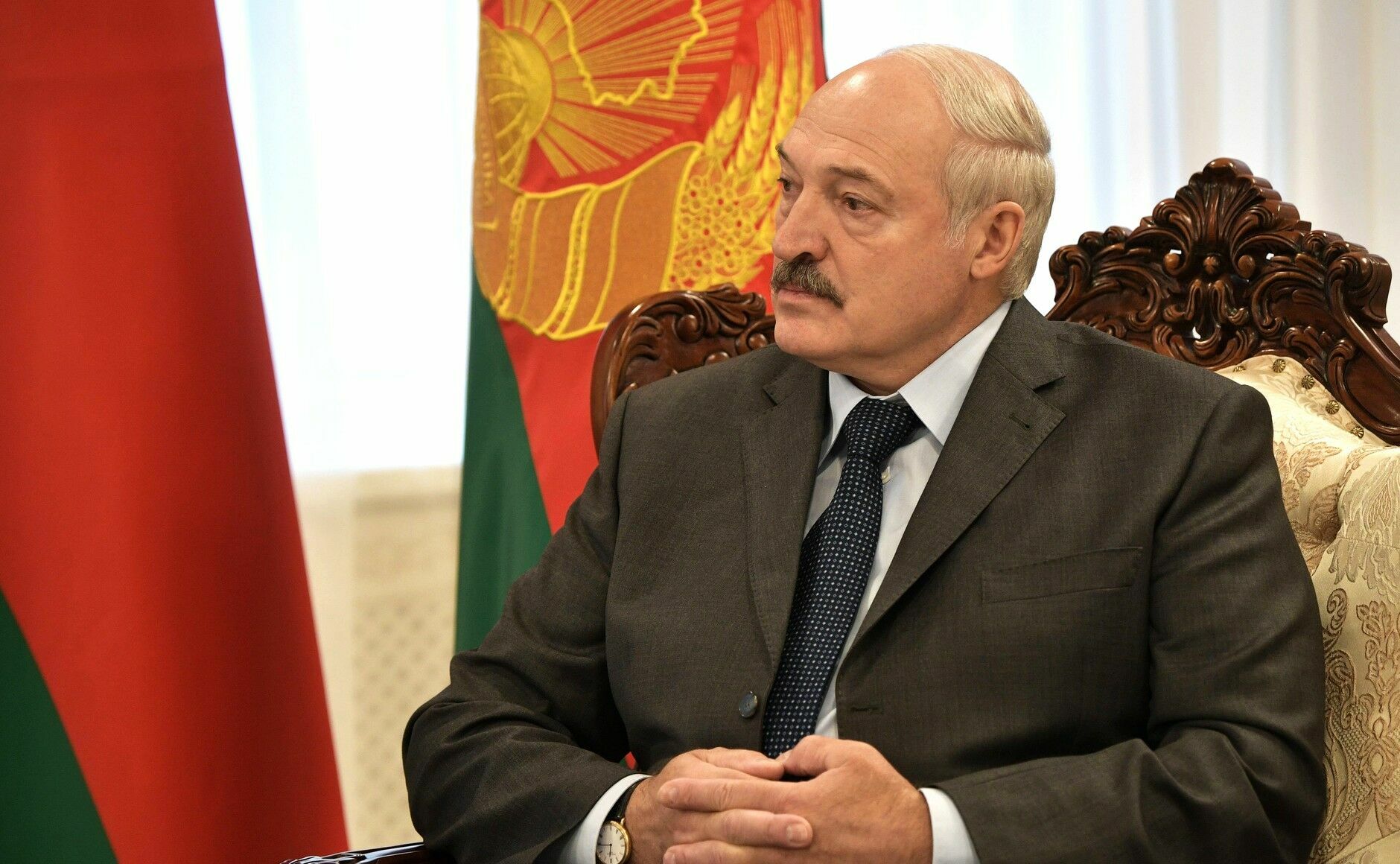 Лукашенко готов взять под контроль границу России с Украиной