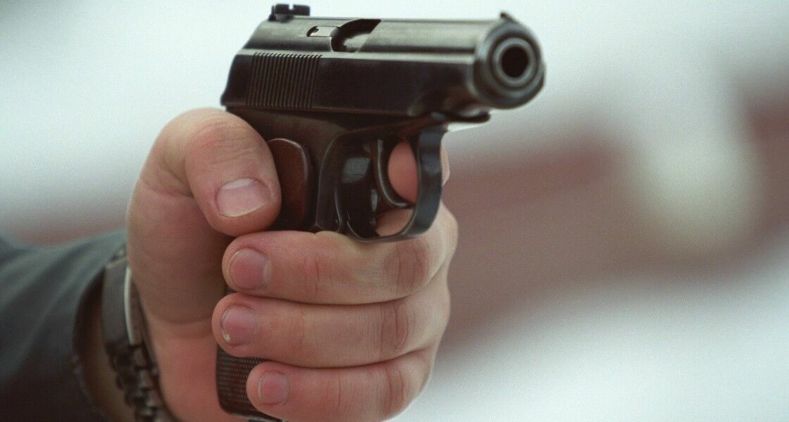 Отец ученицы открыл стрельбу у московской школы