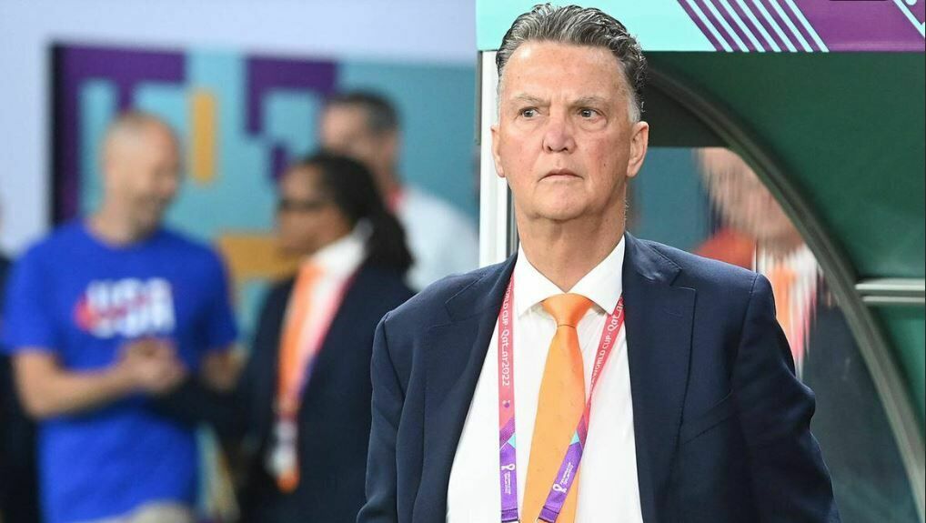 Главный тренер сборной Нидерландов ушел в отставку после вылета из ЧМ-2022