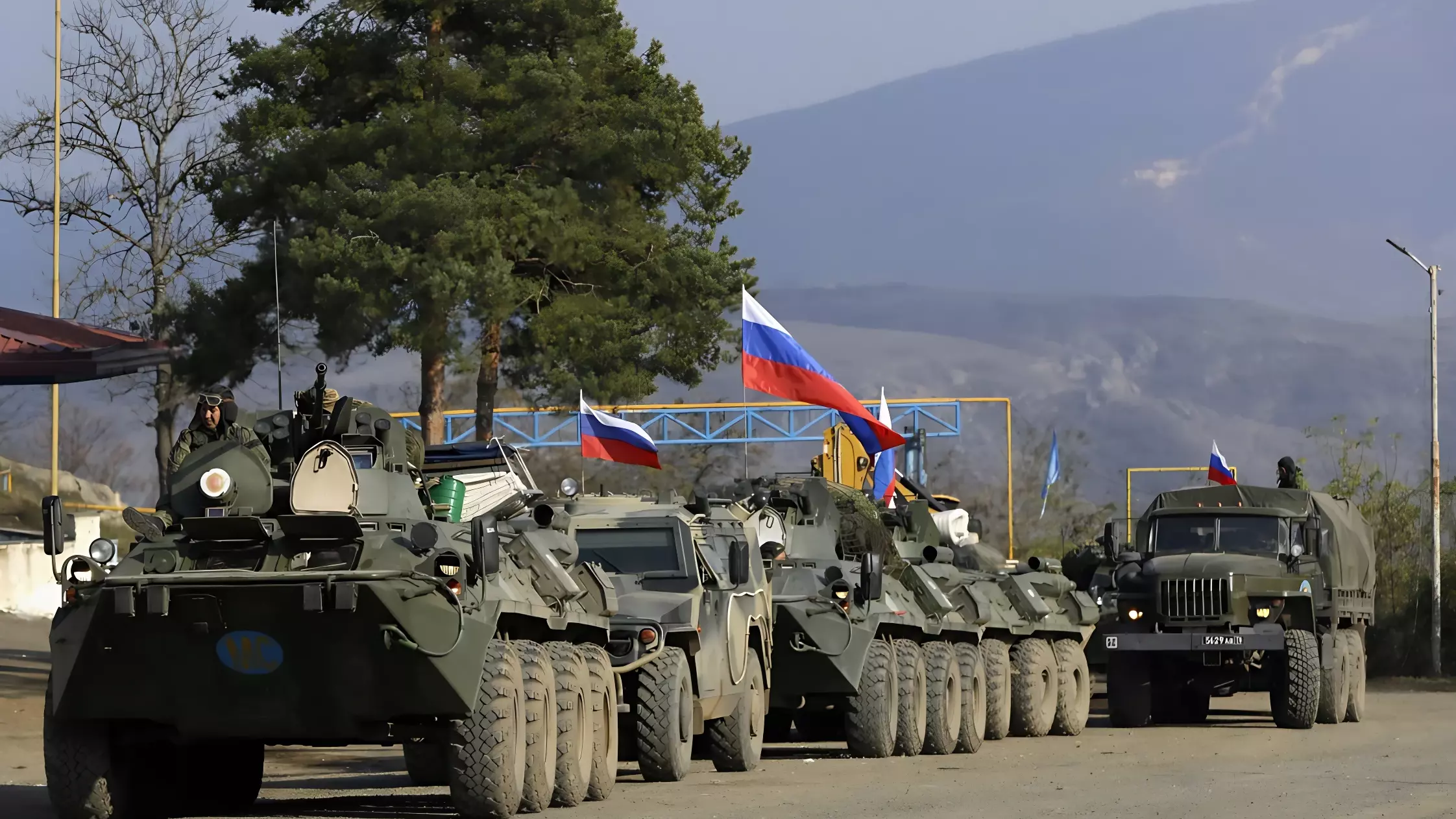 Президент России Путин и премьер-министр Армении Пашинян согласовали вывод российских военных и пограничников из областей Армении