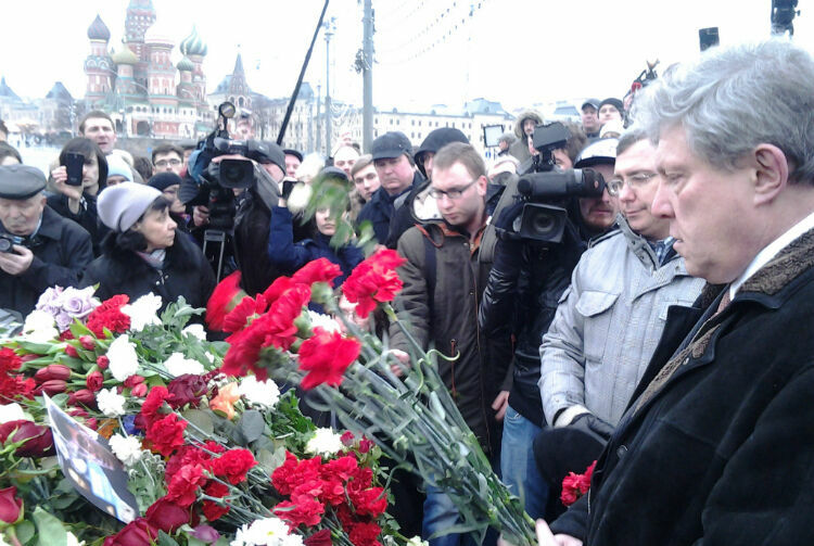 В центре Москвы убит политик Борис Немцов