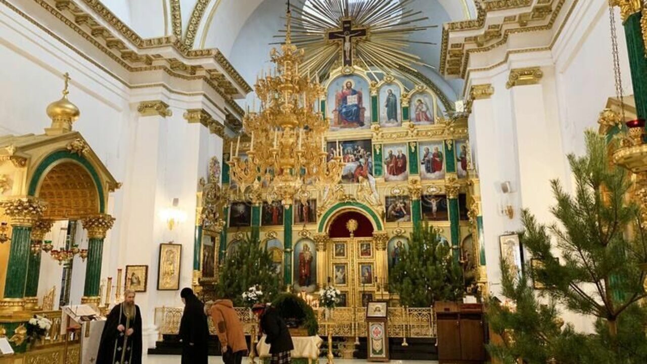 Вопрос дня: почему в храмы на Рождество Христово пришли всего 0,9 процента россиян?