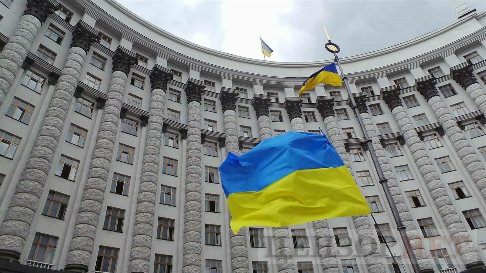 Украина ввела новые санкции против российских судей, чиновников и Артемия Лебедева