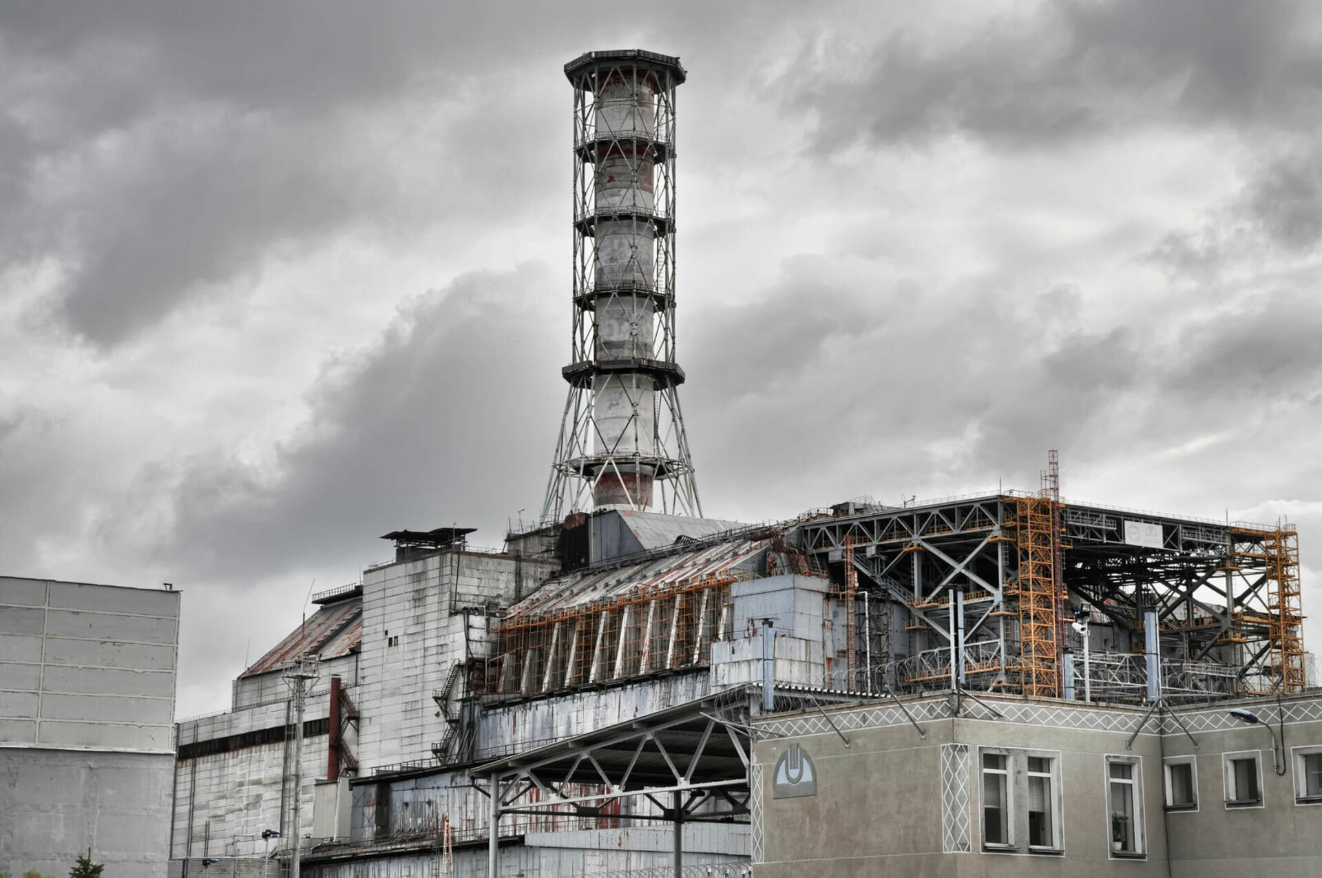 Чернобыльская атомная электростанция. Атомная станция Чернобыль. Атомная энергостанция Чернобыль. Припять станция АЭС. Припять реактор 4.