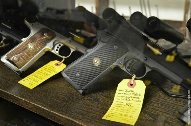 В Техасе законом разрешили иметь оружие без лицензий и носить его где угодно