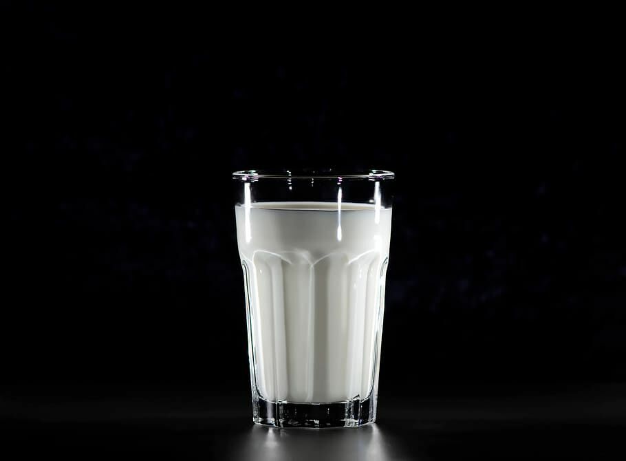 Роскачество выяснило, есть ли польза в растительном "молоке"