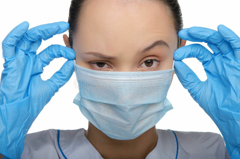 Еще раз про пользу масок и перчаток: разъяснение врача-радиохимика
