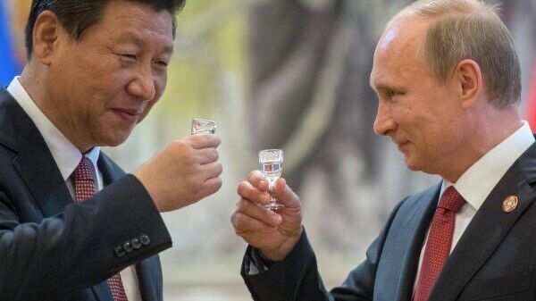Как утверждает президент России, председатель КНР стал единственным высокопоставленным чиновником, с кем ему довелось отпраздновать столь личный праздник