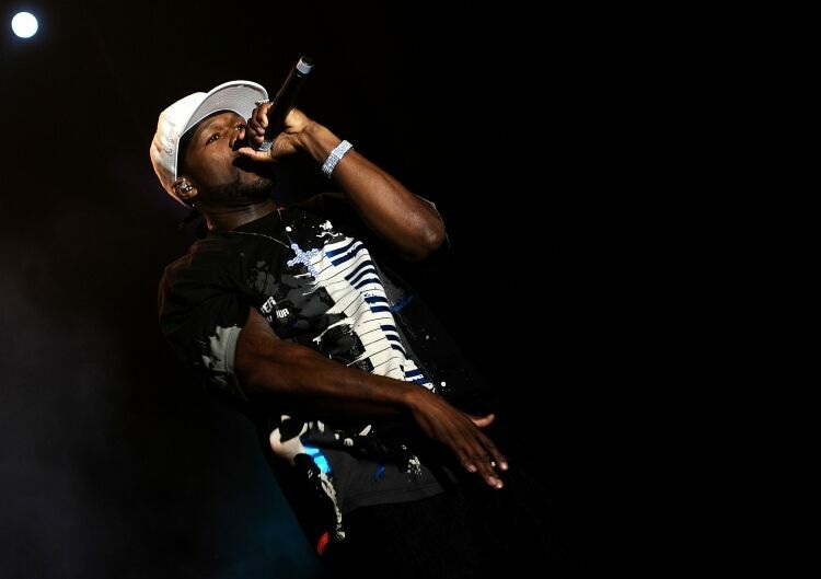 Рэпер 50 Cent задержан за мат на концерте