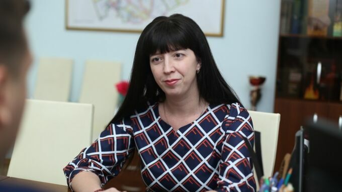 На Алтае чиновница назвала 9000 рублей адекватной зарплатой учителя