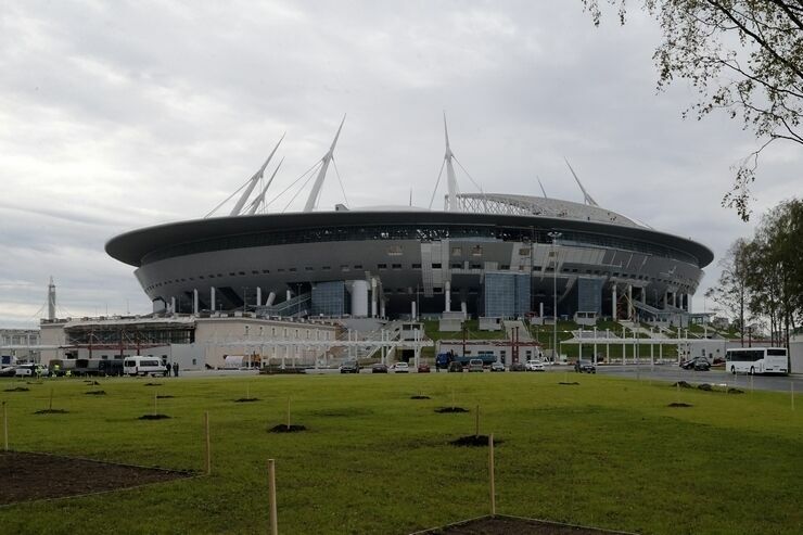 Инспекторы FIFA забраковали поле «Зенит - Арены»
