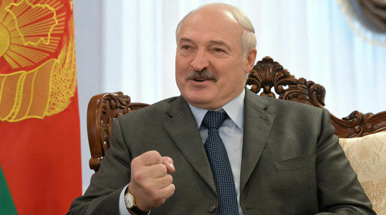 Лукашенко стал самым популярным среди россиян зарубежным политиком