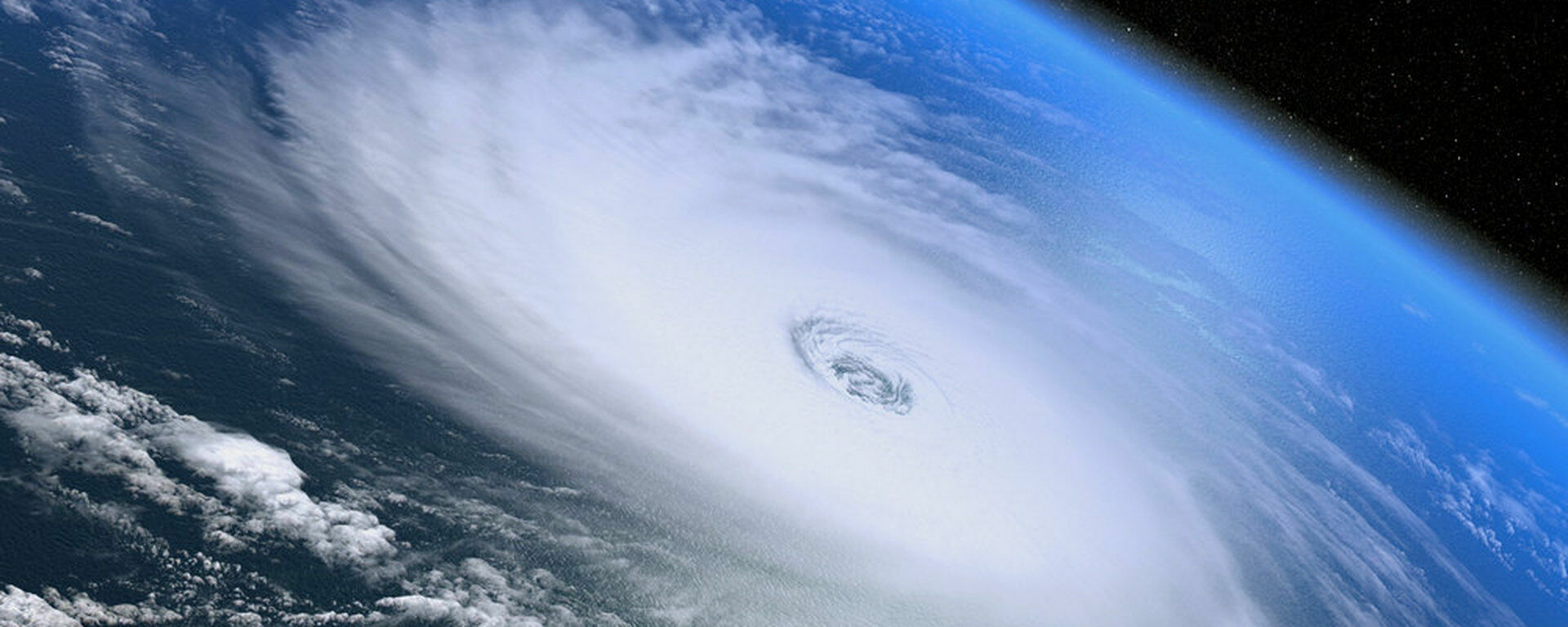 Ураган "Уилла" в Тихом океане усилился до четвертой степени