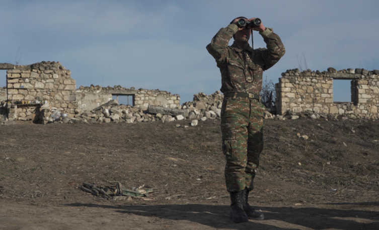 Азербайджан сообщил об обстреле границы со стороны Армении