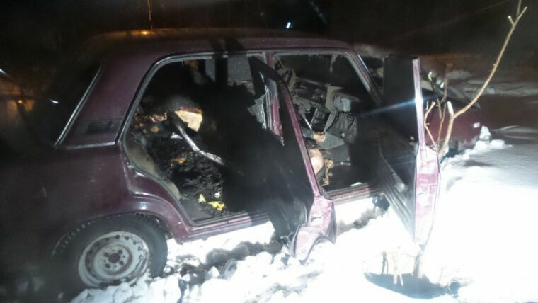 В Казани в сгоревшем автомобиле нашли останки человека