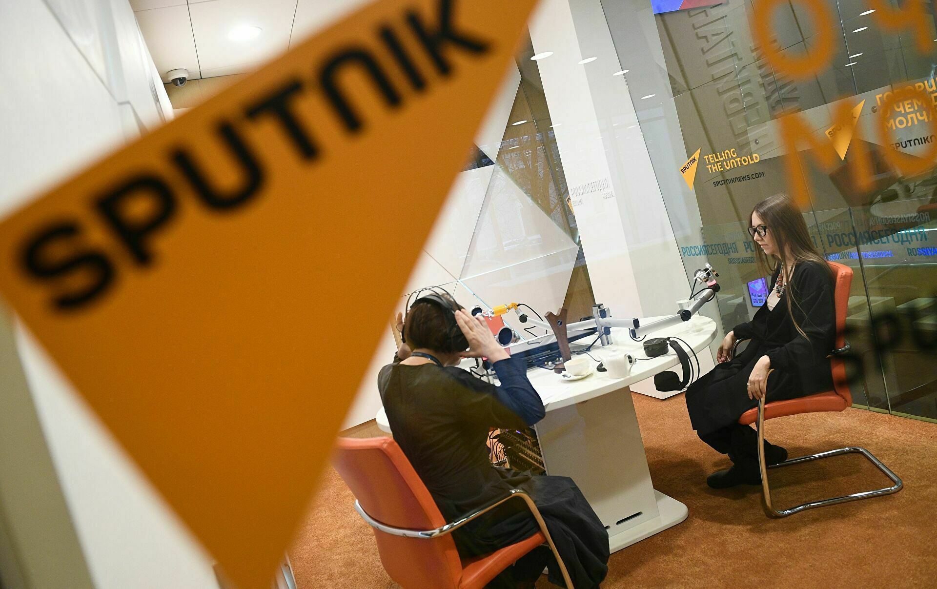 На частоте "Эха Москвы" начнет вещание радио Sputnik