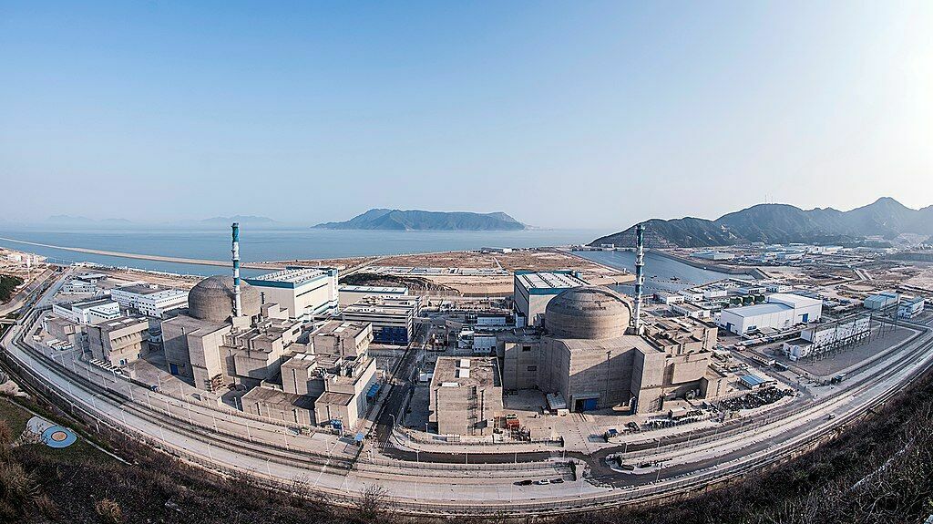 Китай впервые подтвердил превышение радиации на АЭС "Тайшан"