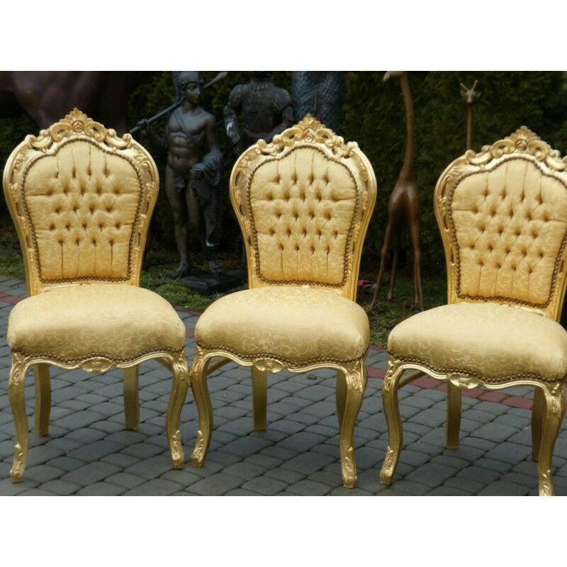 Пункты охраны порядка в Черемушках закупают «золотые» стулья