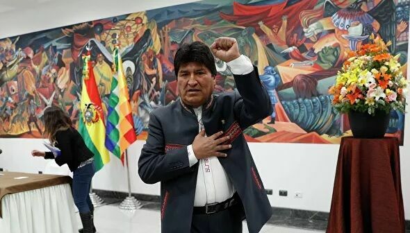 Свергнутый президент Боливии улетел в Мексику