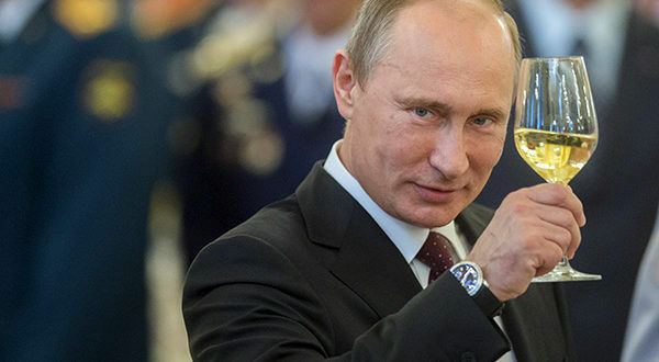 "Левада-центр": две трети россиян хотели бы переизбрания Путина
