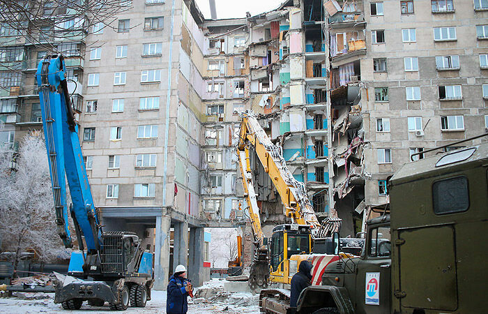 Журналисты "МК" нашли хозяина квартиры в Магнитогорске, где взорвался газ