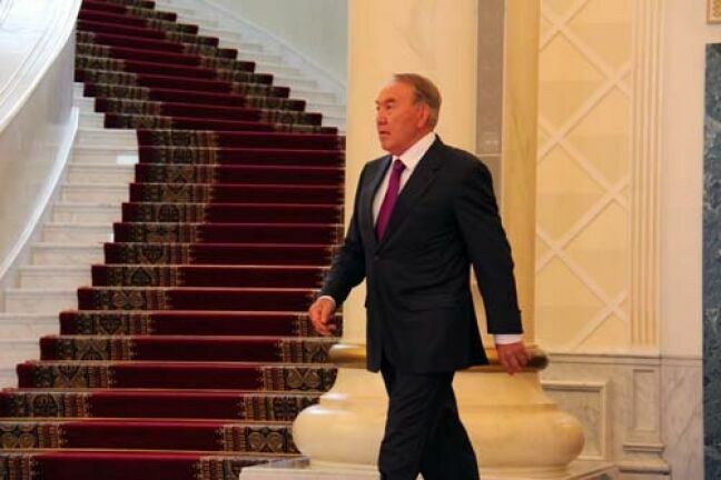 Шаг из тупика: Назарбаев ушёл, чтобы не мешать развитию своей страны