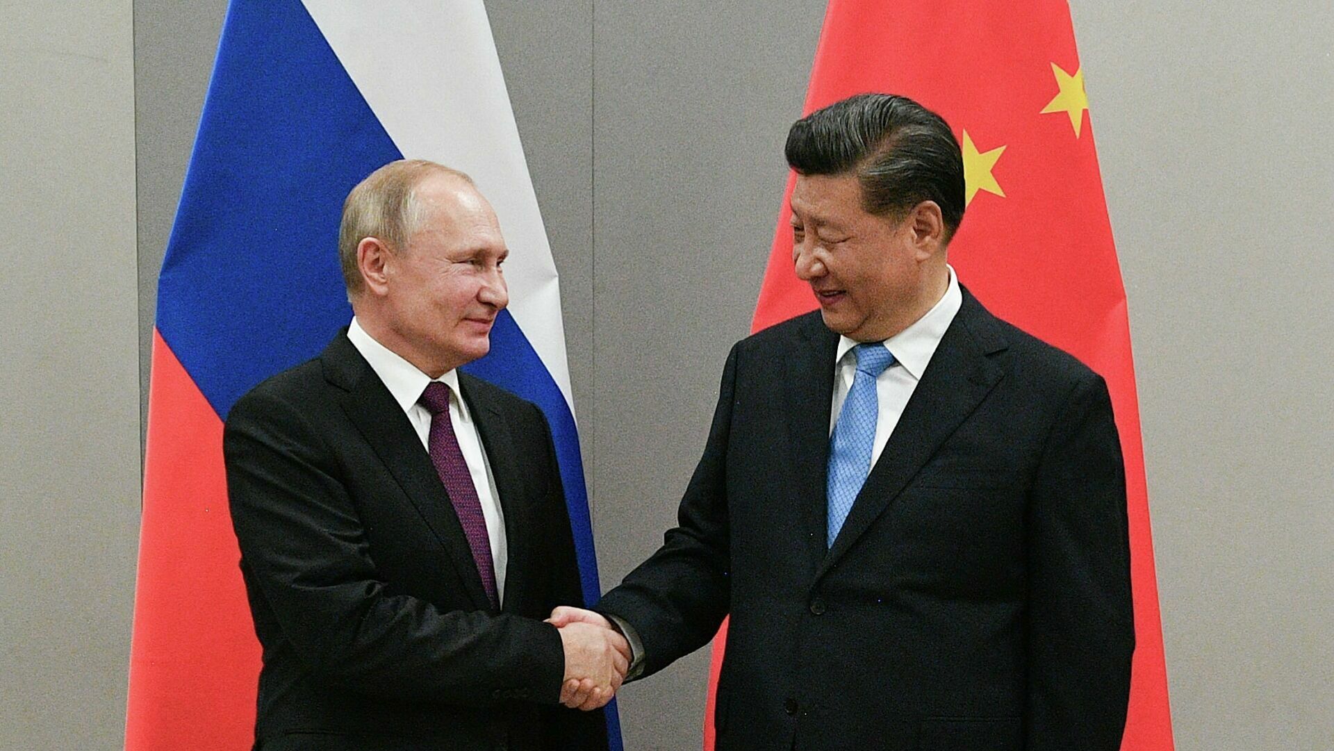 Владимир Путин и Си Цзиньпин. После подписания Совместного заявления