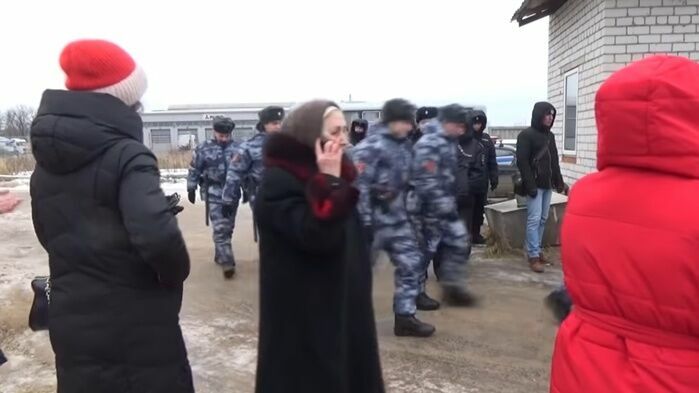 Казанский ОМОН разогнал протестующих против строительства мусоросжигательного завода
