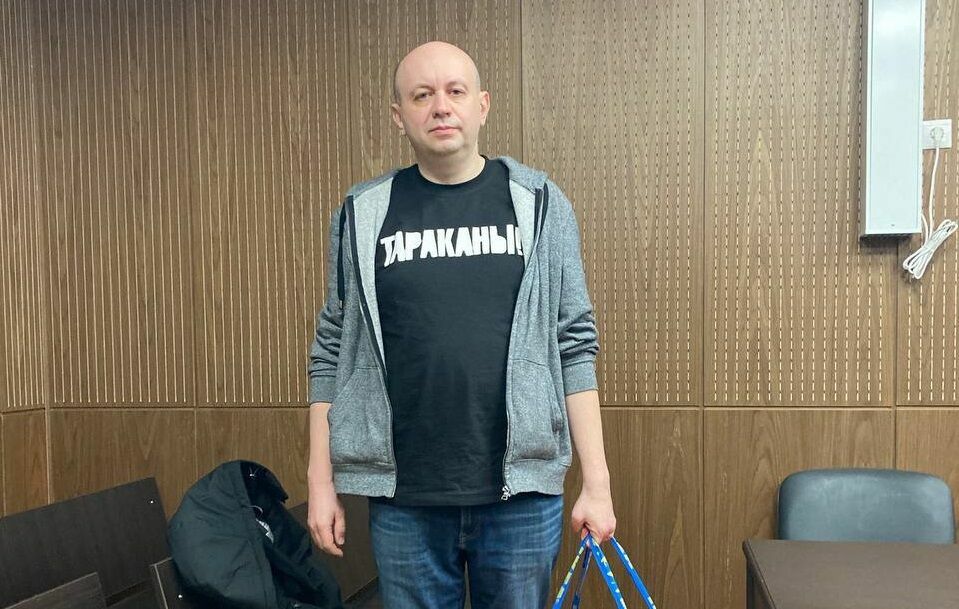 Срок ареста Сергея Смирнова за ретвит сократили до 15 суток