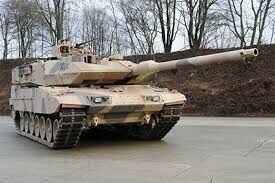 Германия заморозила поставки танков в Турцию, которая использует их против курдов