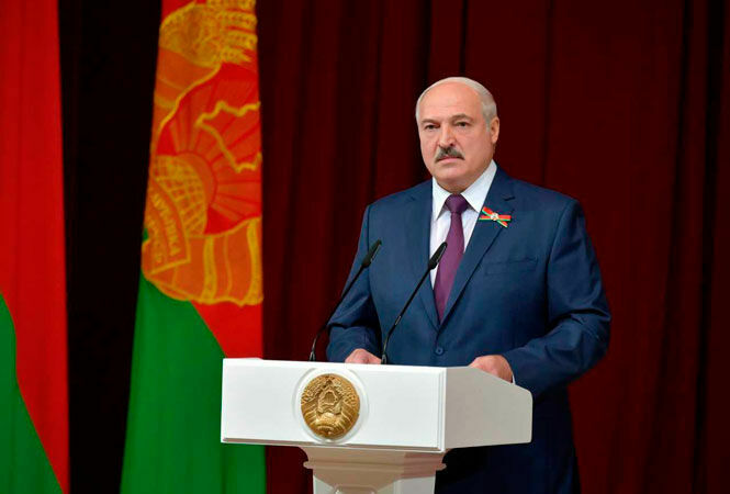 Лукашенко рассказал о зависти россиян и украинцев к белорусам